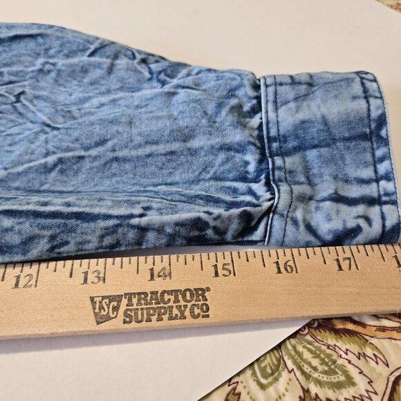 Nostalgia Denim Embroidered Top - Picture 14 of 14